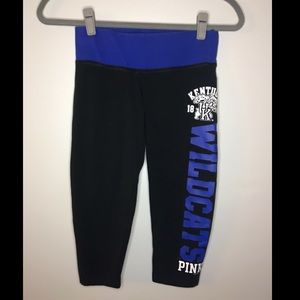 PINK Victoria’s Secret UK Capri yoga pants 😺💙